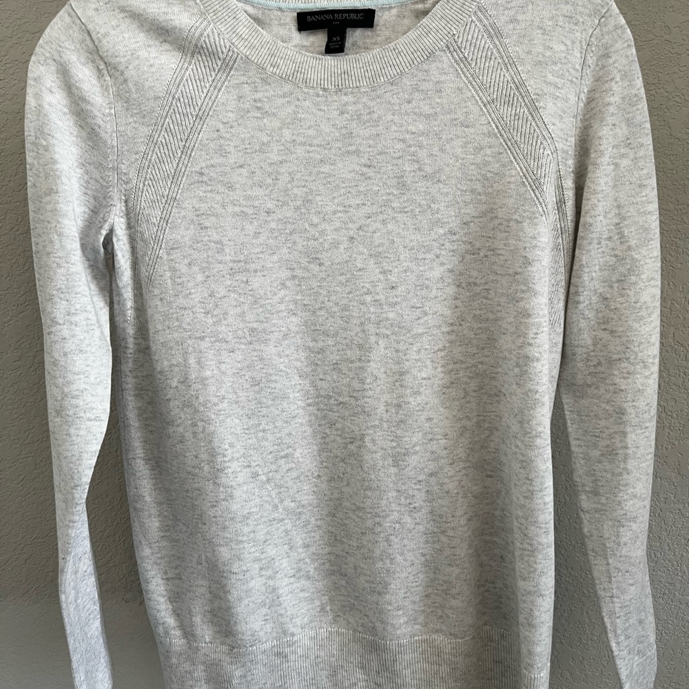 Banana Republic Gray Sweater